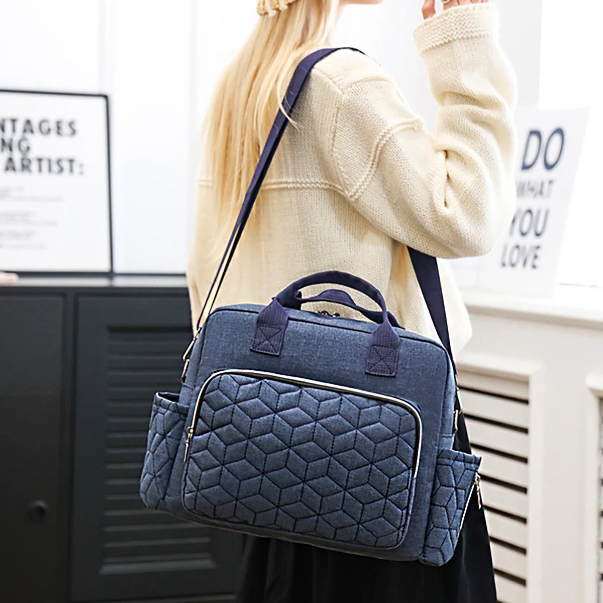 Diamond Grid Mom Shoulder Bag